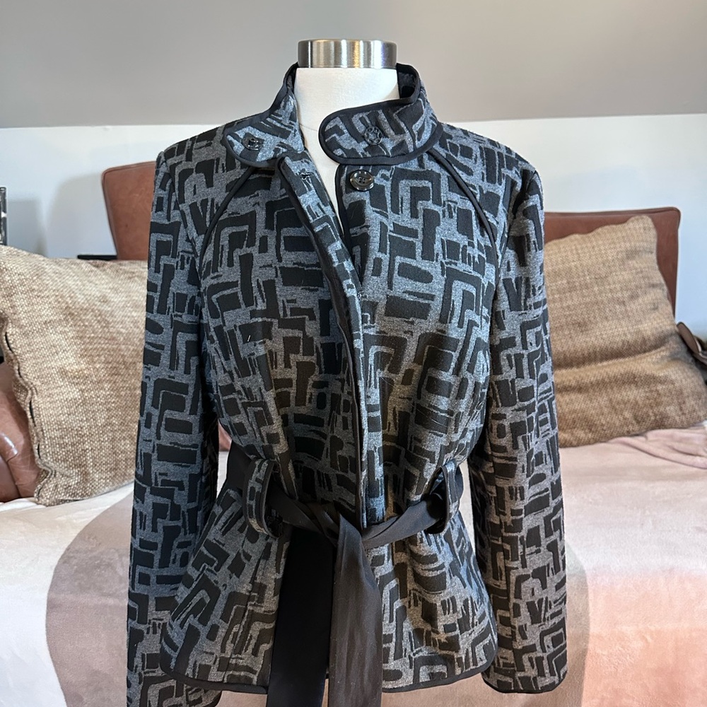 Stylish Black and Gray Sandro Women's Jacket